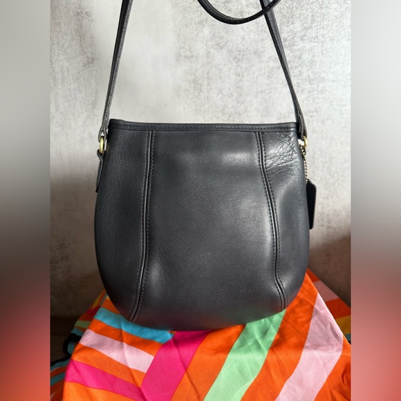 Black all Leather Shoulder Bag - Picture 1 of 11